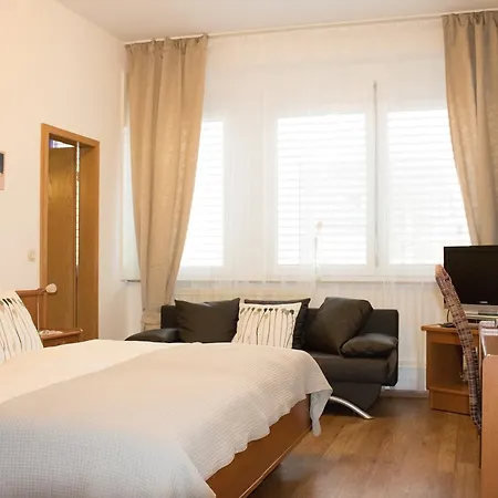 Stadthotel 3* Rüsselsheim