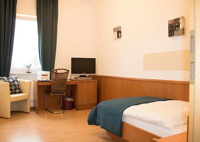 Stadthotel 3* Rüsselsheim